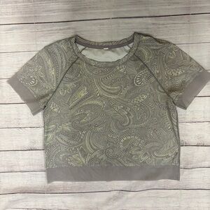 LULULEMON Stripe in Stride Short Sleeve Tee Size 8